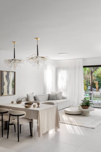 DebbyR-29.9.25-12-copy